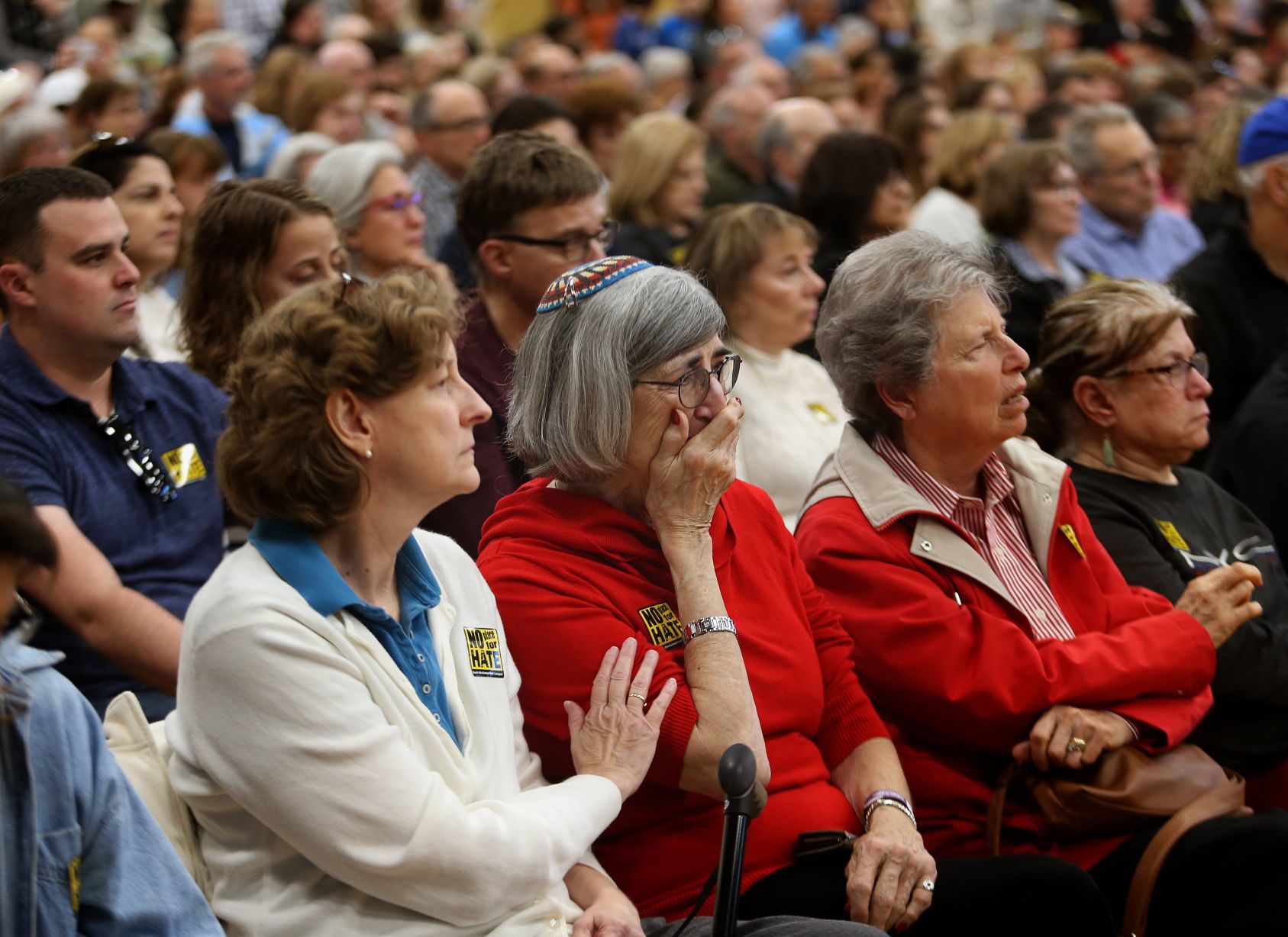 St. Louis Jewish community holds interfaith vigil